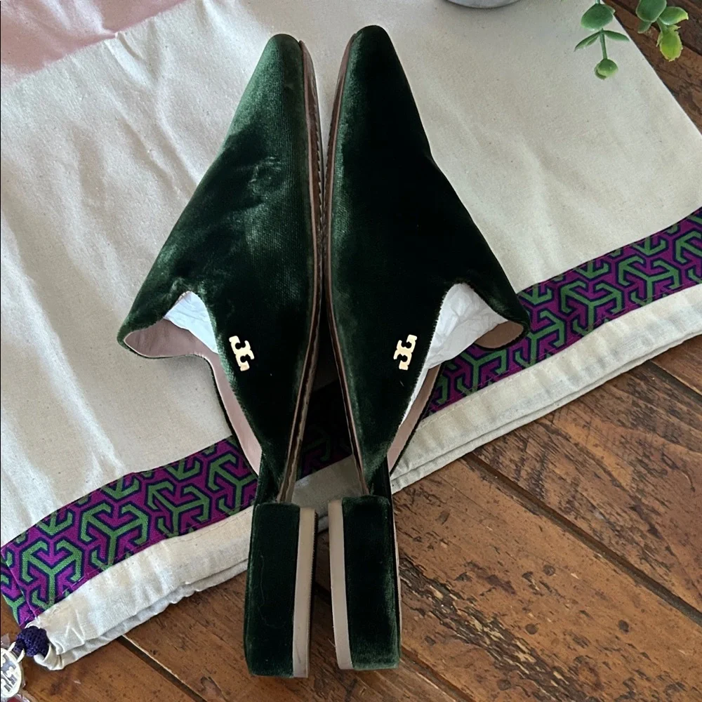 Tory Burch Carlotta Slide Velvet Dark Green Mules
